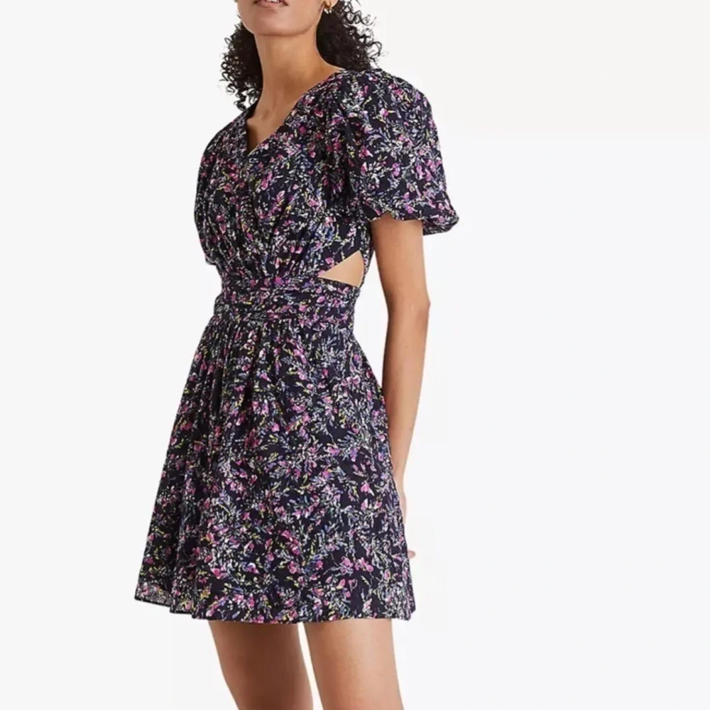 NWT French Connection Flores Cotton V-Neck Cutout Floral Mini Dress - Picture 2 of 9
